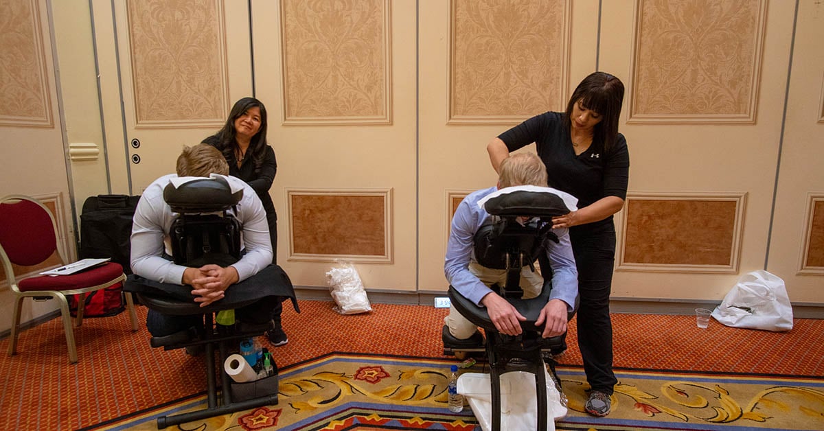 relax-room-back-massages-isc-west-2019